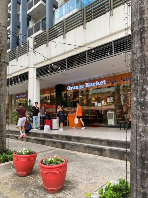 Lovely Unit With Free Wi-Fi & Netflix I Across Naia T3 Airport Manila Zewnętrze zdjęcie
